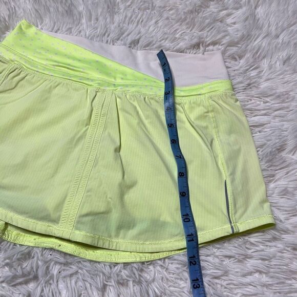 Lululemon Skirt Skort Size 4 Neon Green Built in Shorts Stretchy Mini Rare Find - Picture 6 of 9